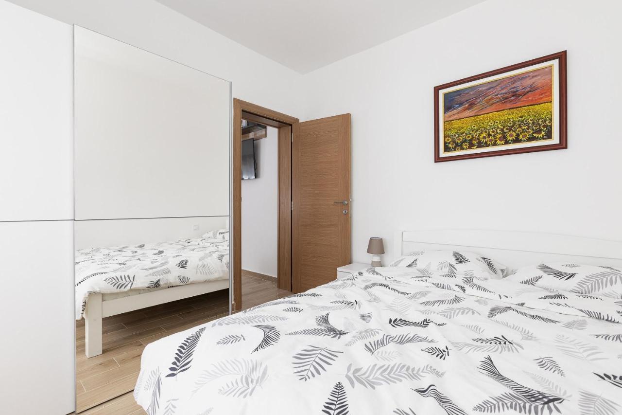 Muo Sea Front Apartments Kotor Exterior foto