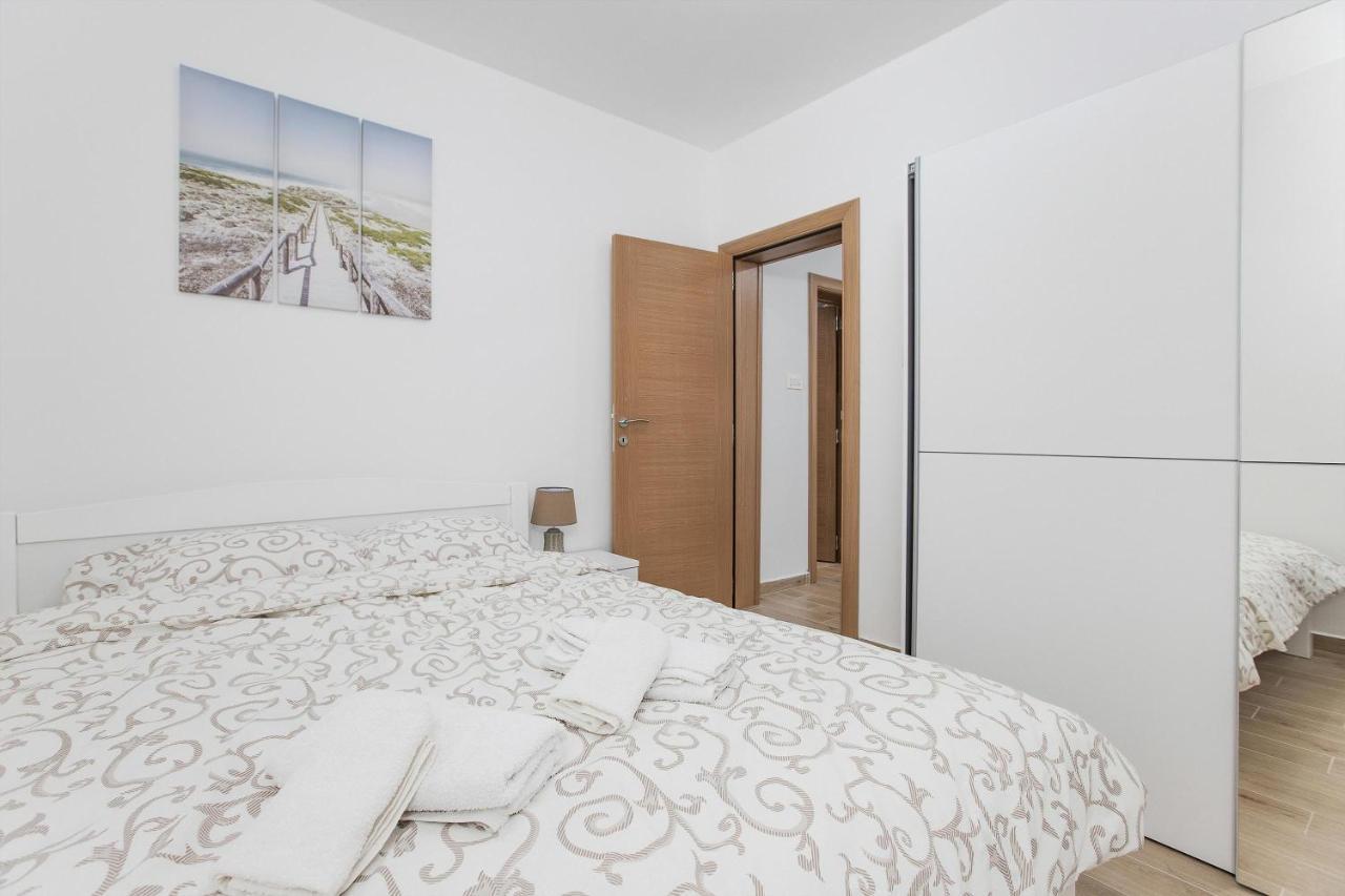 Muo Sea Front Apartments Kotor Exterior foto