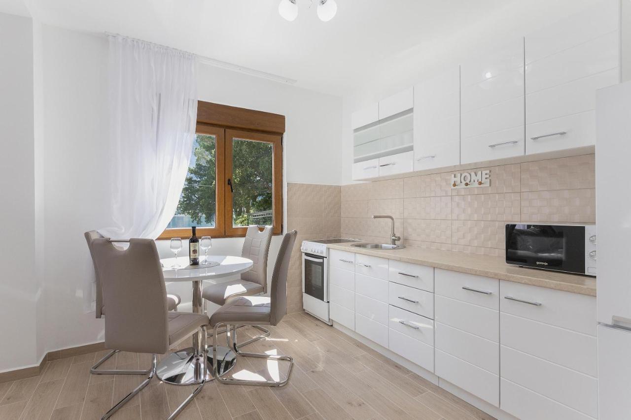 Muo Sea Front Apartments Kotor Exterior foto
