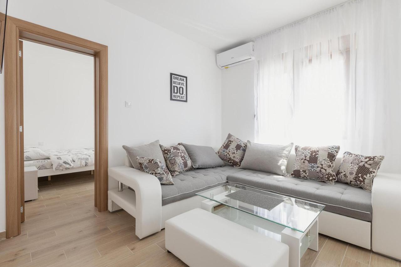 Muo Sea Front Apartments Kotor Exterior foto